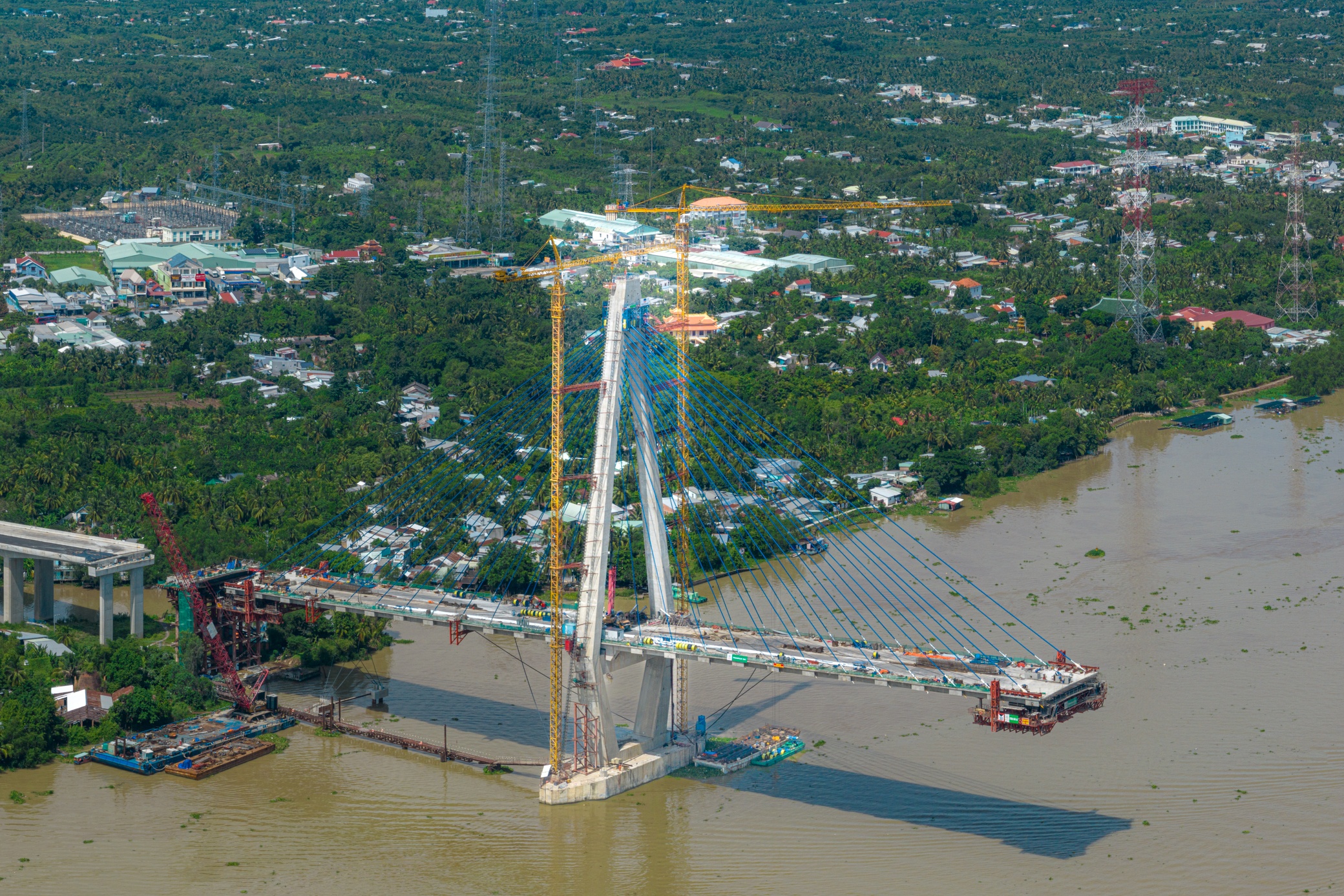 Công trình hiện đạt 80% tổng khối lượng, dự kiến hoàn thành, vào cuối tháng 12 năm nay.