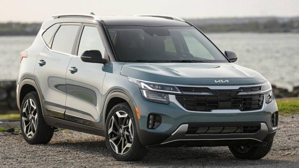 8. Kia (doanh số: 1,2 triệu chiếc).