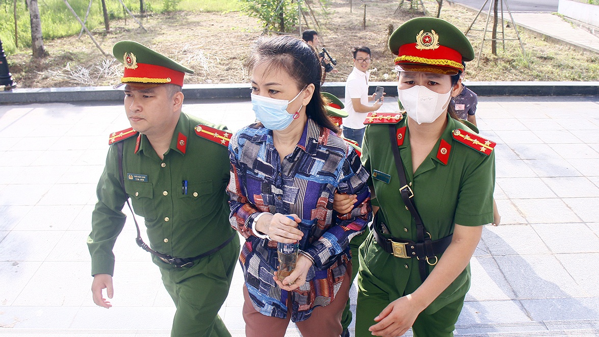 Theo cáo trạng, các bị cáo đã lợi dụng chủ trương cấp phép chuyến bay giải cứu đưa công dân hồi hương để trục lợi.