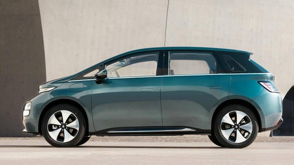 Tại thị trường Trung Quốc, Yunduo được định vị là một mẫu MPV, nhưng thực tế nó giống một mẫu hatchback hơn. Xe có giá khởi điểm từ 13.800 USD (326 triệu đồng).