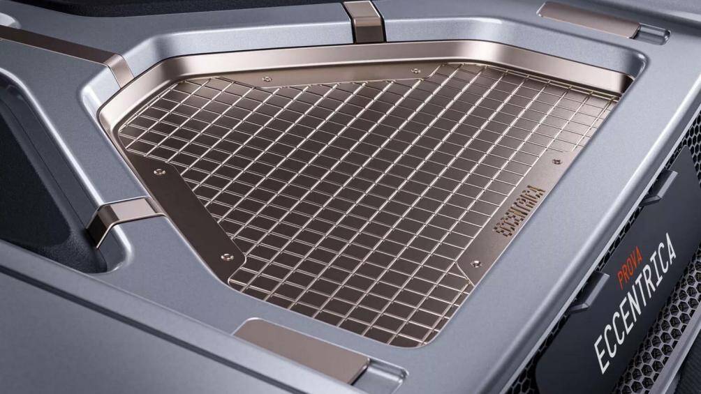 Eccentrica cho biết quá trình phục chế restomod này cần khoảng 16-18 tháng, chi phí phục chế rơi vào khoảng 1,2 triệu euro (31 tỷ đồng).