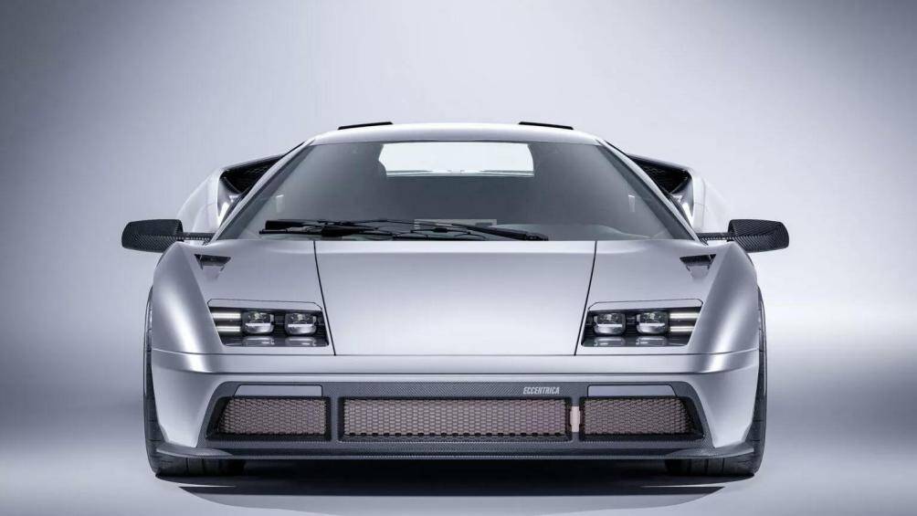 Eccentrica sẽ chỉnh sửa lại ngoại hình chiếc Diablo với cảm hứng lấy từ bản Diablo GTR dành cho đường đua.