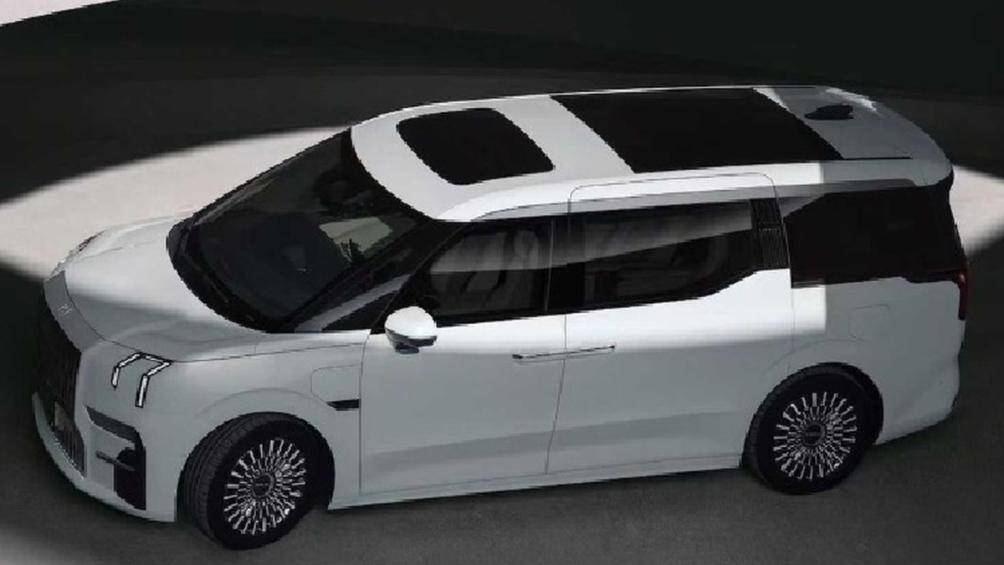 Volvo đang phát triển một mẫu MPV thuần điện hoàn toàn mới, phiên bản chạy thử của mẫu xe này mới đây đã lộ diện tại Trung Quốc.