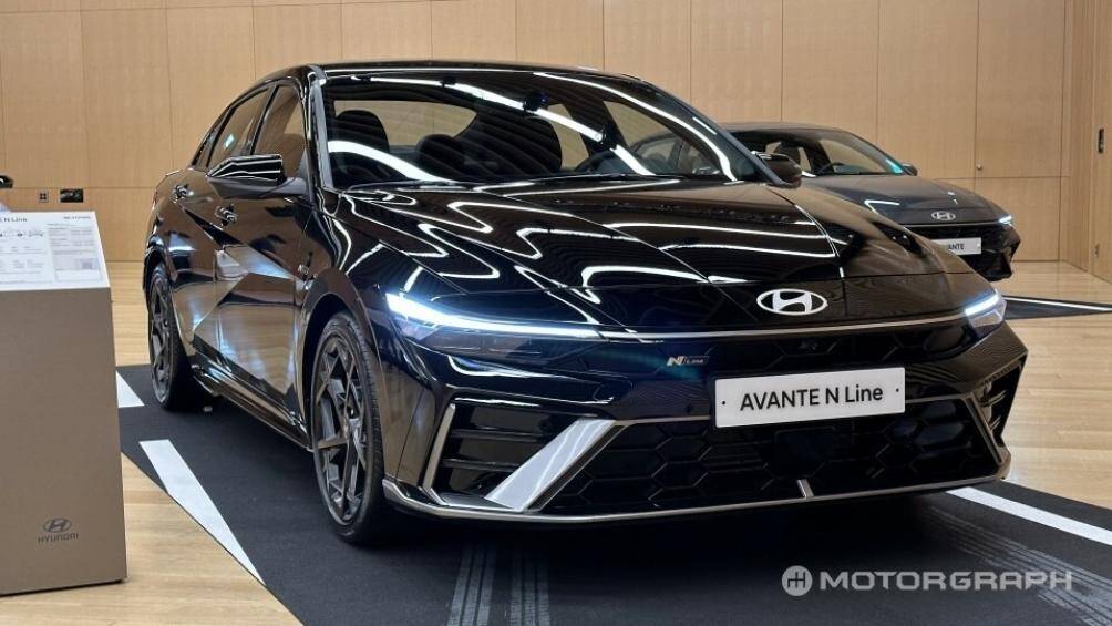 Hyundai vừa ra mắt mẫu xe Elantra N Line phiên bản đời mới 2024 trong một sự kiện tại Hàn Quốc.