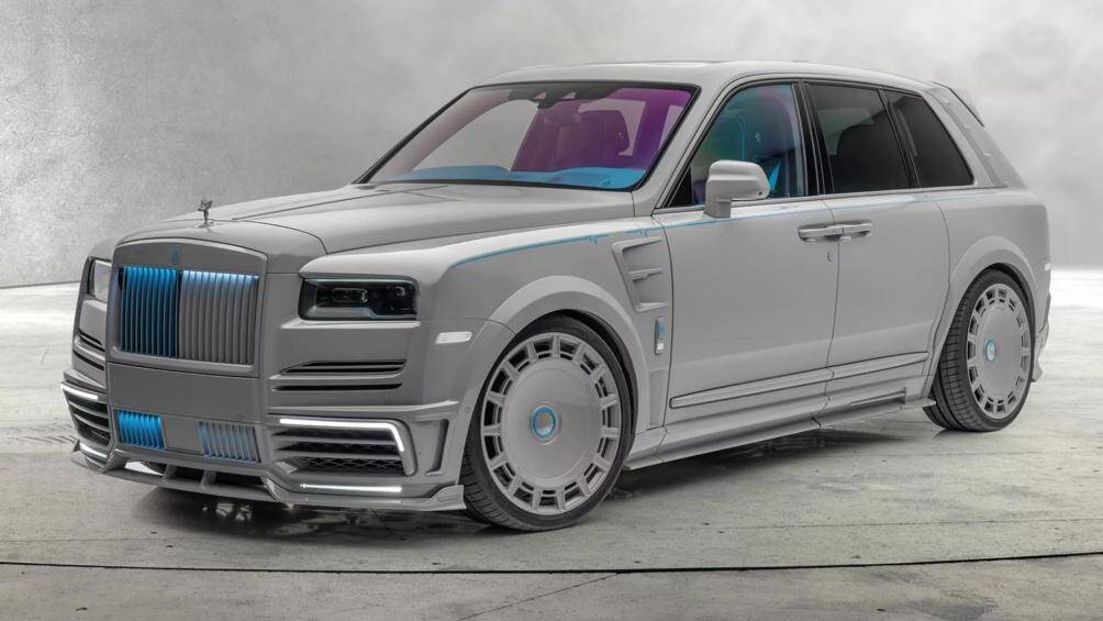 Rolls-Royce Cullinan sau khi qua tay hãng độ Mansory đã có những thay đổi đến mức không thể nhận ra nếu so với chiếc Rolls-Royce tiêu chuẩn.