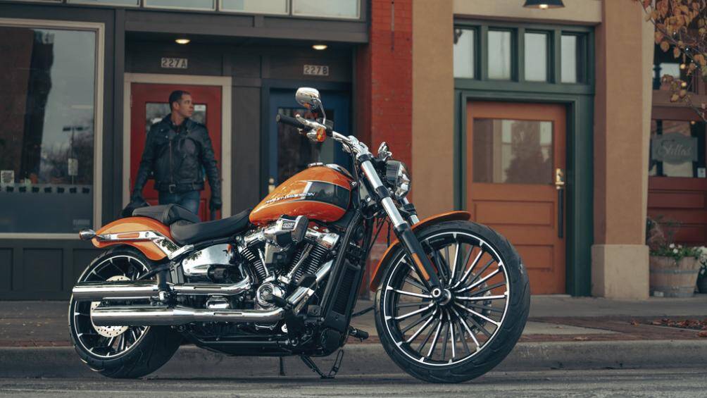 3. Harley-Davidson Breakout 117 2023 (giá khởi điểm: 20.999 USD).
