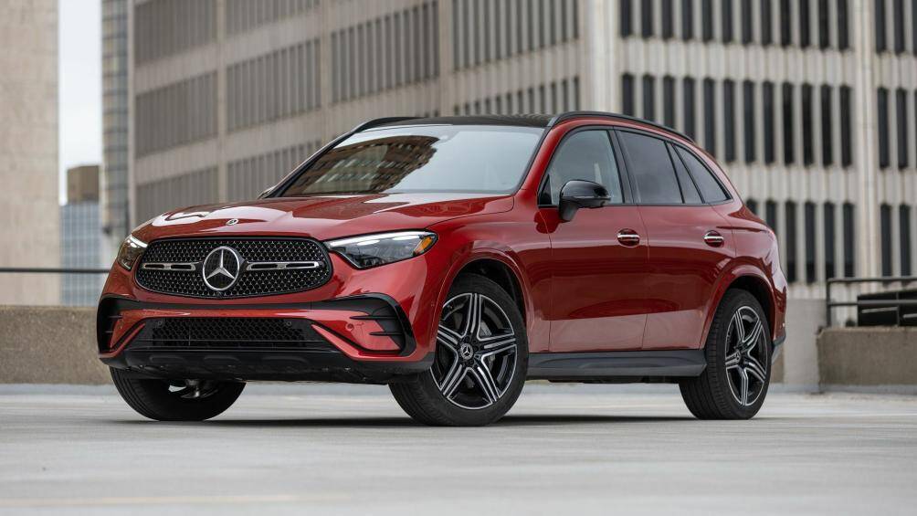 10. Mercedes-Benz GLC-Class (tỷ lệ khấu hao sau 5 năm: 41%).