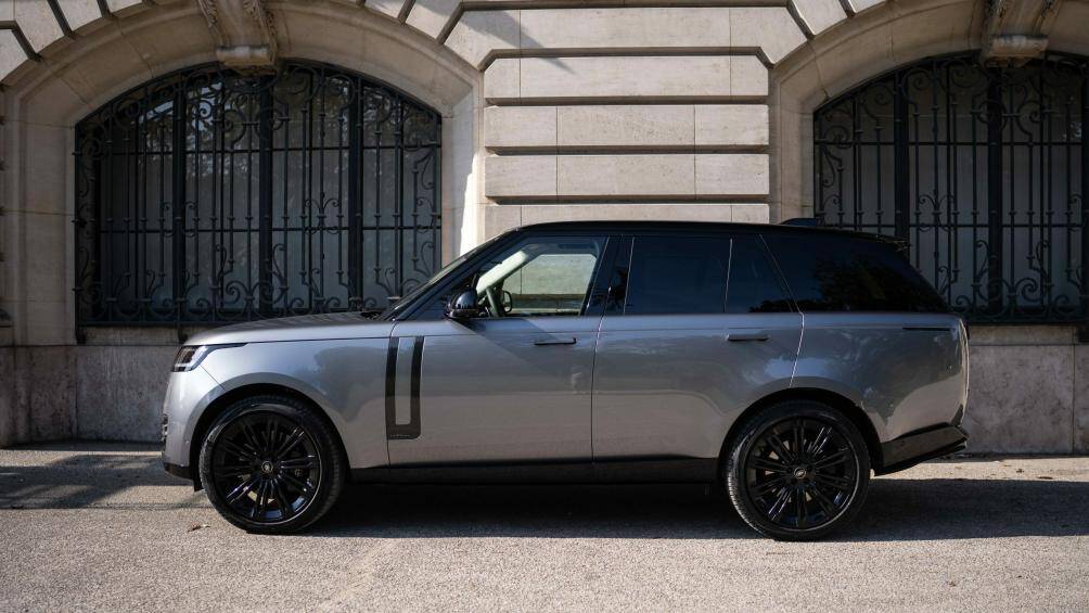 3. Land Rover Range Rover (tỷ lệ khấu hao sau 5 năm: 56%).