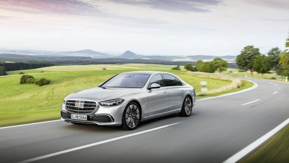8. Mercedes-Benz S-Class (tỷ lệ khấu hao sau 5 năm: 46%).
