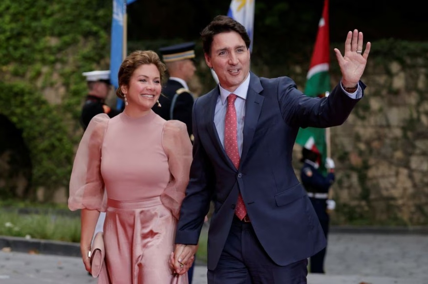 Trong bài đăng trên Instagram ngày 2/8, Thủ tướng Canada Justin Trudeau cho biết: “Sophie và tôi xin thông báo rằng sau nhiều cuộc trò chuyện khó khăn nhưng đầy ý nghĩa, chúng tôi đã quyết định ly thân”. Bà Sophie cũng đăng thông báo với nội dung tương tự trên Instagram. Ảnh: Reuters.