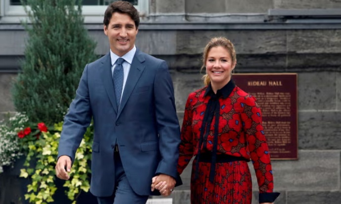 Trong bài đăng trên mạng xã hội nhân dịp kỷ niệm ngày kết hôn vào năm ngoái, bà Sophie cho biết: “Chúng tôi đã cùng nhau đi qua những ngày nắng, những ngày mưa… Nhưng những mối quan hệ lâu dài luôn tồn tại nhiều thử thách”. Ảnh: Reuters.