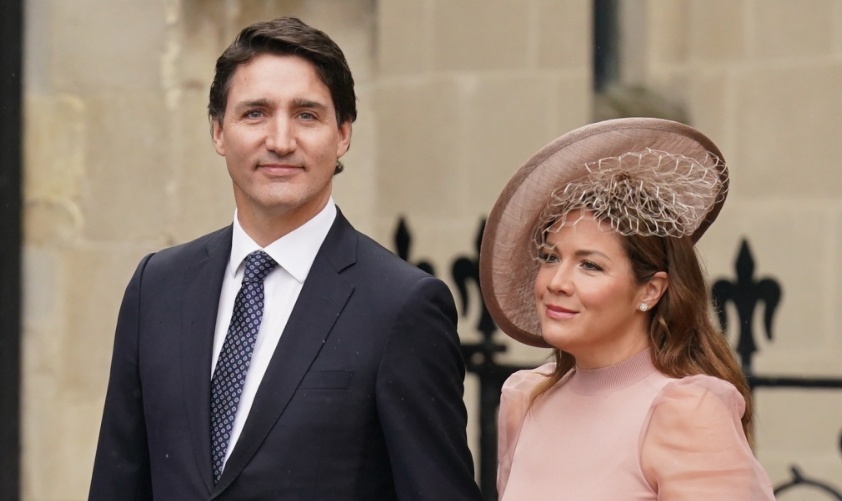 Lần gần đây nhất hai ông bà xuất hiện cùng nhau là vào tháng 5, ông Trudeau và bà Sophie đã tới London dự lễ đăng quang của Vua Charles III. Trước đó, cuối tháng 3, hai người đã cùng đón tiếp Tổng thống Mỹ Joe Biden thăm Canada. Ảnh: Reuters.
