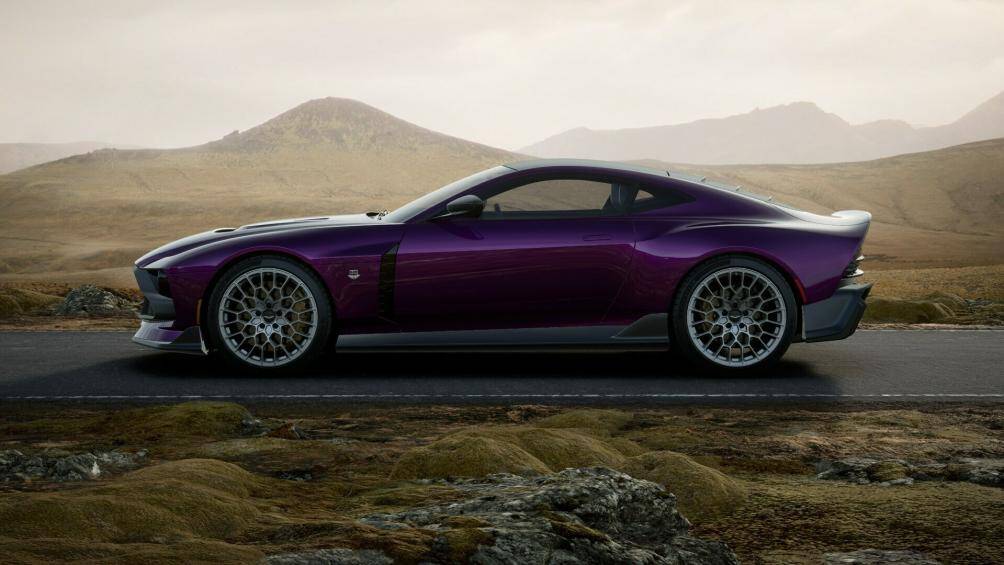 Valour có thân xe bằng sợi carbon và nắp ca-pô dạng vỏ sò với khe gió hình móng ngựa, cùng với khe gió NACA kép.