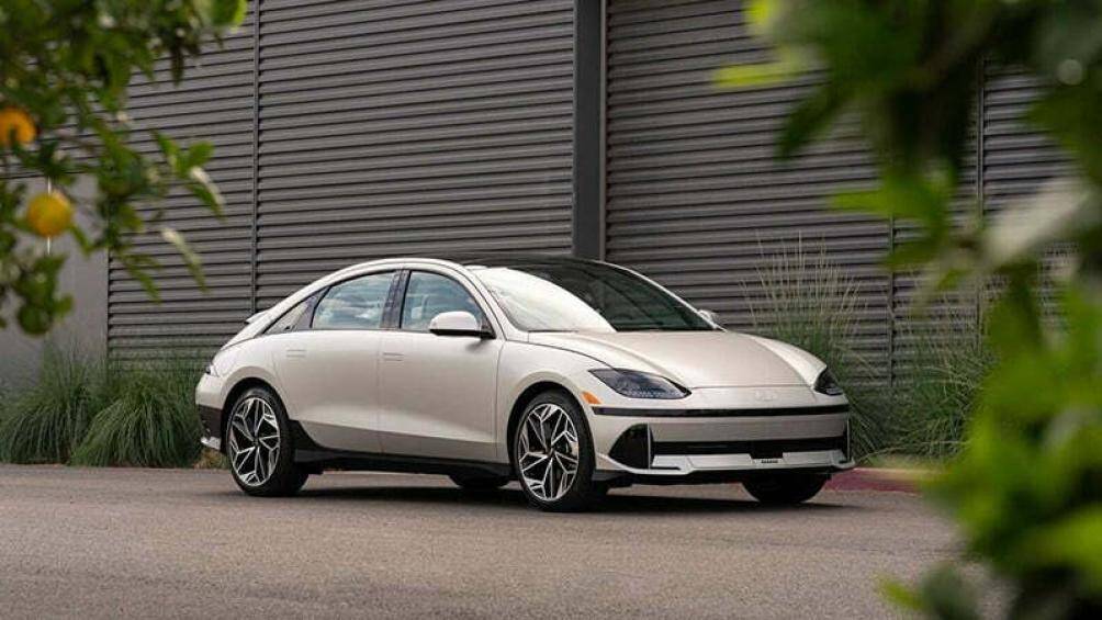 4. Hyundai Ioniq 6 2023.