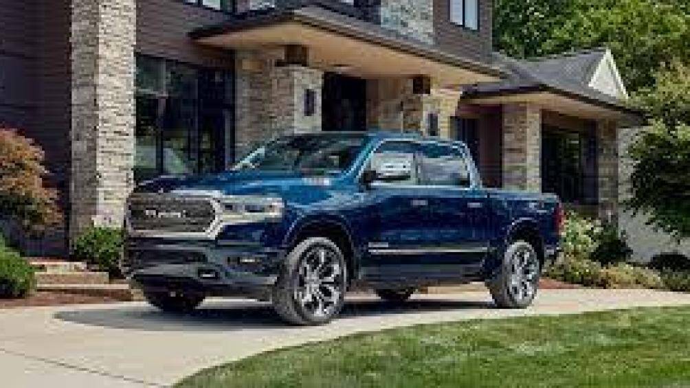 3. Ram Pick-Up (doanh số: 223.050 chiếc, giảm 9%).