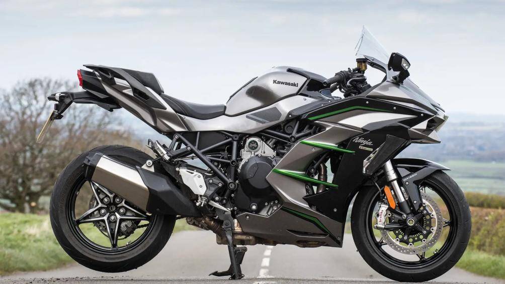 3. Kawasaki H2 SX SE.