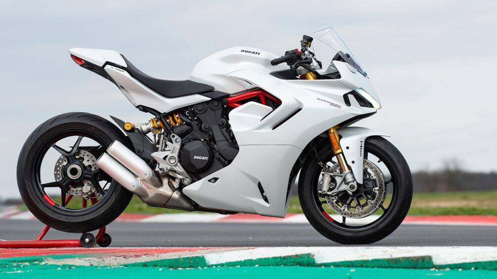 5. Ducati SuperSport 950S.