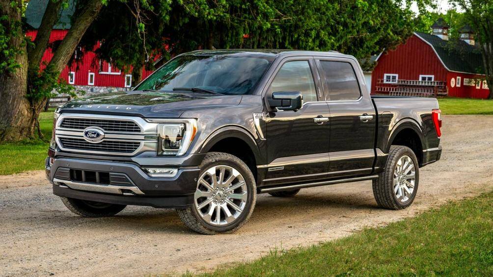 1. Ford F-150 2023 (giá khởi điểm: 34.585 USD).