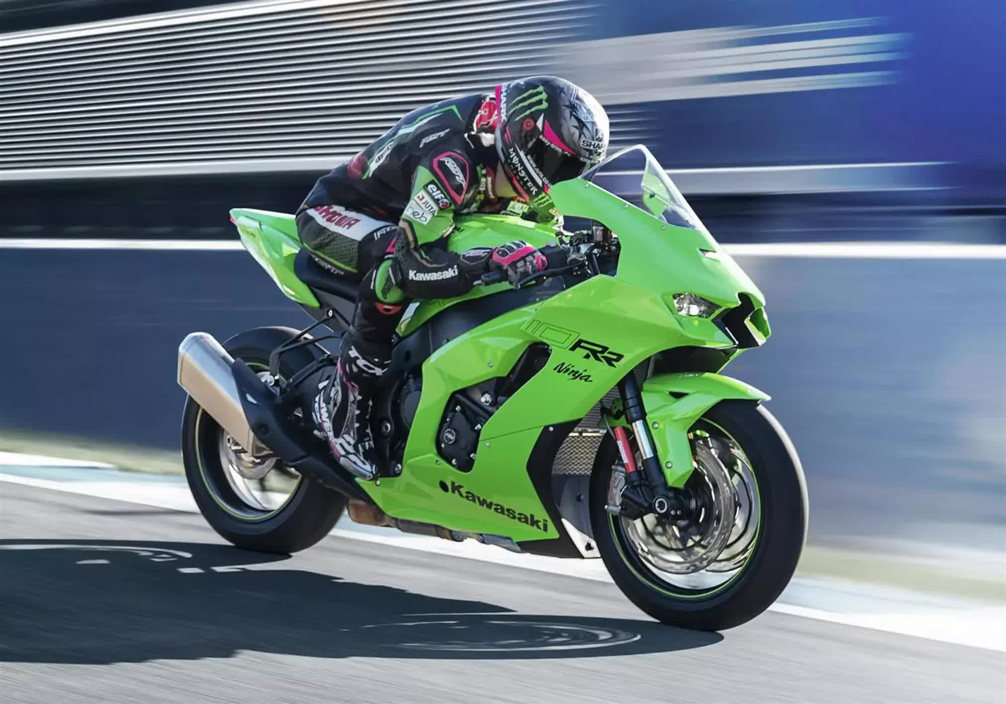 6. Kawasaki Ninja ZX-10RR 2023 (công suất tối đa: 214 mã lực).