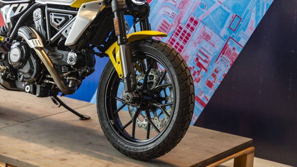 Ở phiên bản Icon và Full Throttle, được trang bị tiêu chuẩn la-zăng nhôm 14 chấu mới. Trong khi đó, NightShift sử dụng bánh xe nan hoa.