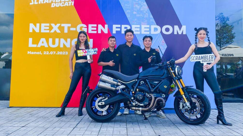 Ducati Scrambler 2023 vừa được giới thiệu tại thị trường Việt Nam với giá khởi điểm từ 379 triệu đồng.