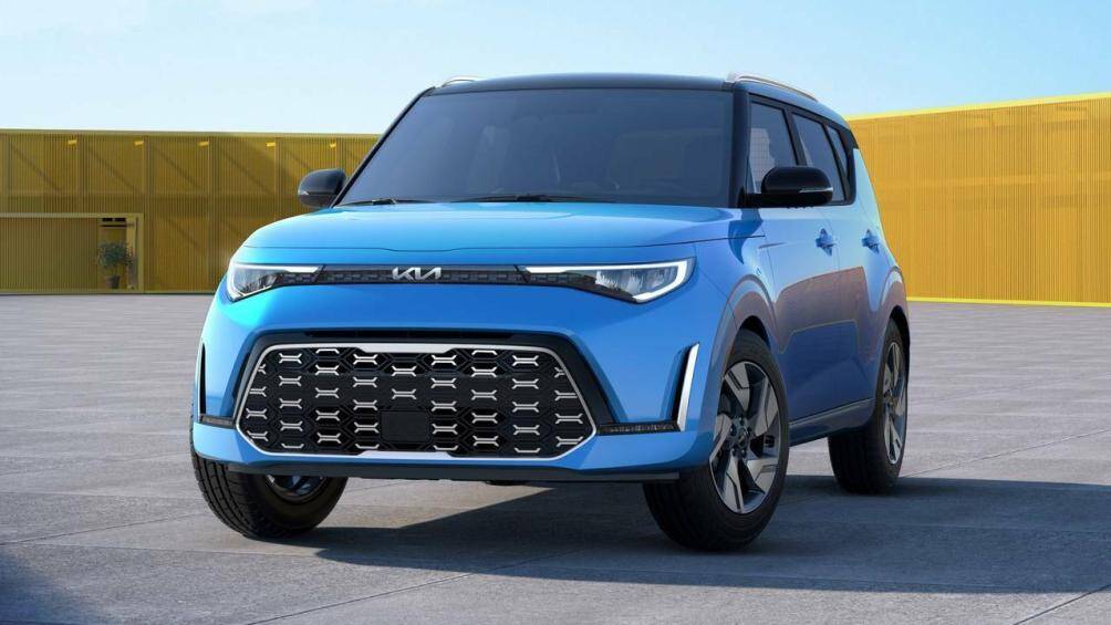 7. Kia Soul 2023 (giá khởi điểm: 21.215 USD).