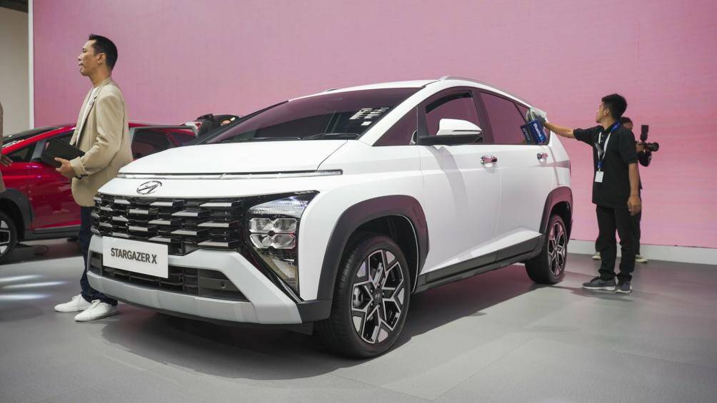 Hyundai Stargazer X 2024 đã chính thức ra mắt tại triển lãm GIIAS 2023, Indonesia với hai phiên bản mang tên Style và Prime.