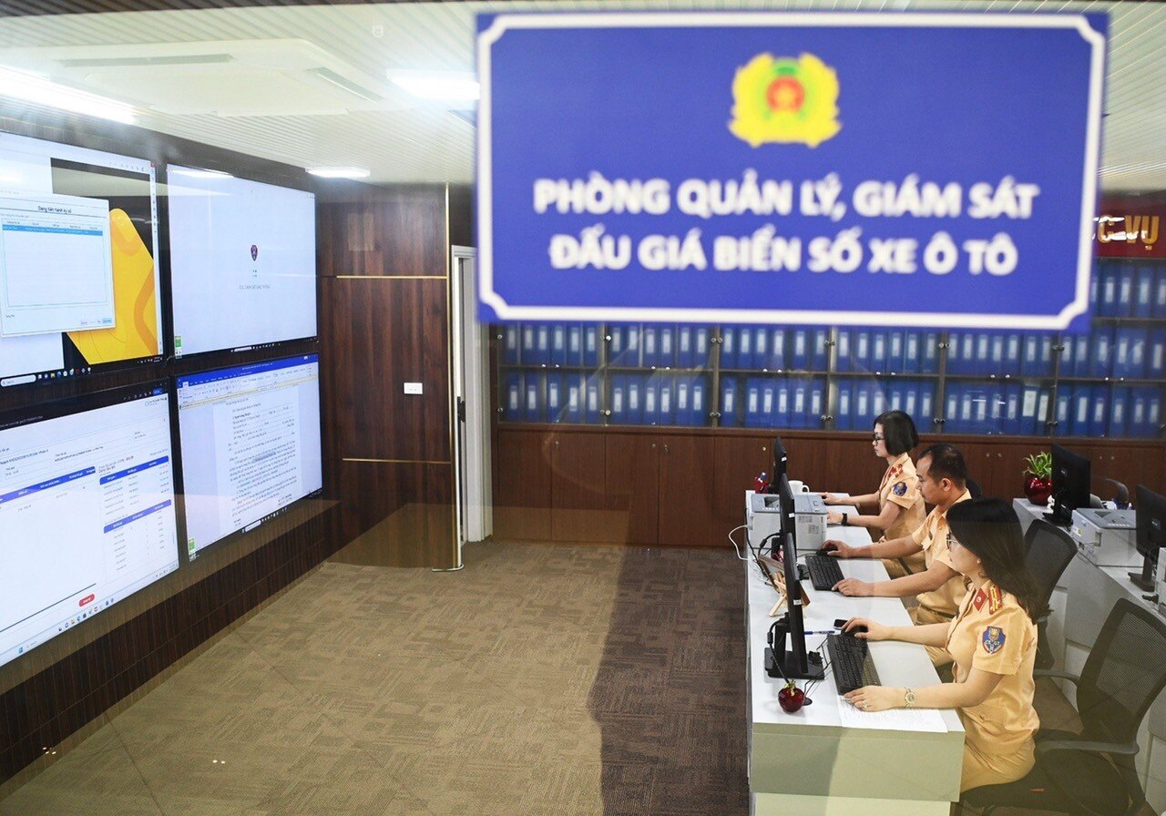 Ngày mai (22/8), Công ty Đấu giá hợp danh Việt Nam bắt đầu tổ chức buổi đấu giá biển số ô tô của phiên đấu giá thứ nhất.
