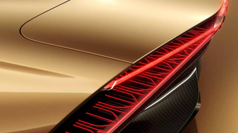 Dự kiến phải đến đầu năm 2024 thì hãng mới bắt đầu giao xe cho những khách hàng đầu tiên.