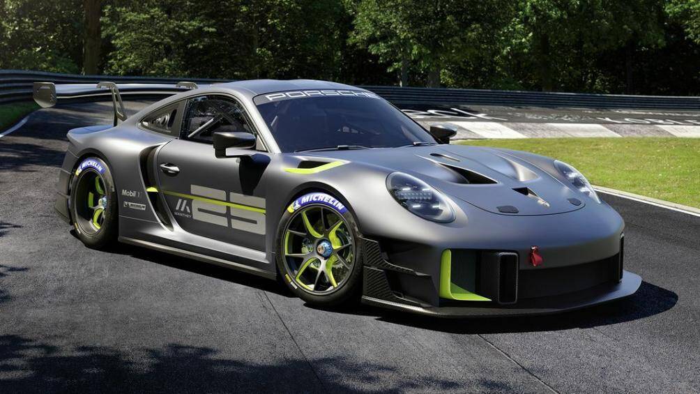 5. Porsche 911 GT2 RS (vận tốc tối đa: 343 km/h).