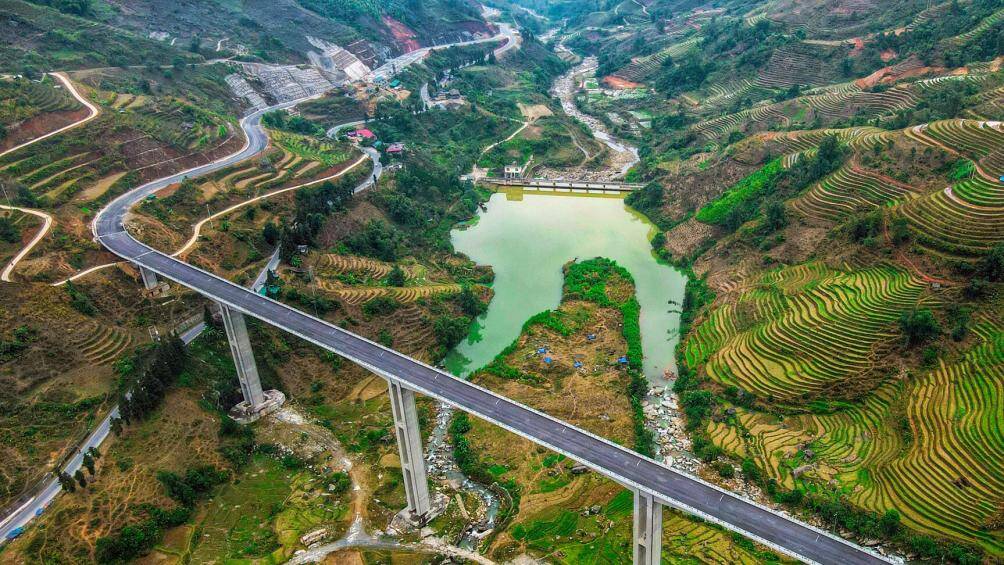 Chủ đầu tư khẩn trương báo cáo Cục Quản lý đầu tư xây dựng, Bộ Giao thông Vận tải sớm tổ chức kiểm tra công tác nghiệm thu để đủ điều kiện đưa công trình vào khai thác chính thức trước ngày 30/8.