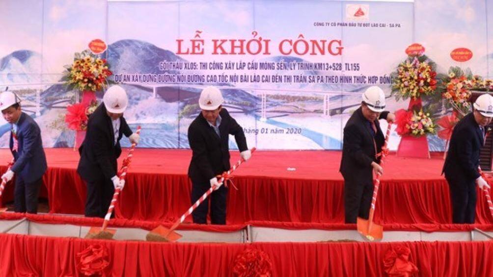 Công trình này khởi công ngày 3/1/2021, hợp long ngày 29/92021, trụ đầu cầu Móng Sến cao 83 m, là trụ cầu cạn cao nhất Việt Nam. Tổng vốn đầu tư xây dựng công trình 450 tỷ đồng.
