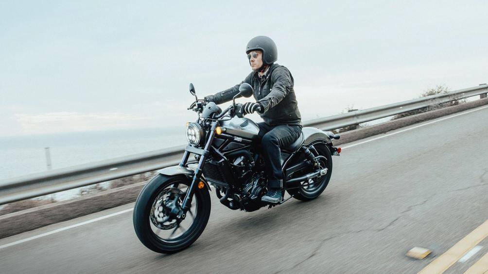 3. Honda Rebel 1100 DCT 2023 (giá: 9.499 USD).