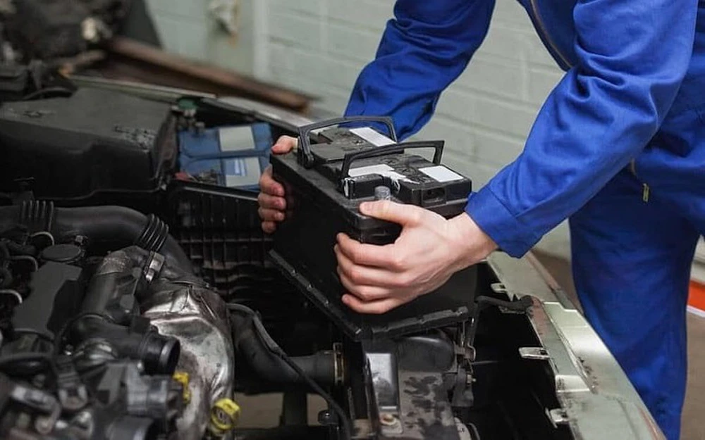 Những phụ kiện ô tô có thể tự thay thế tại nhà