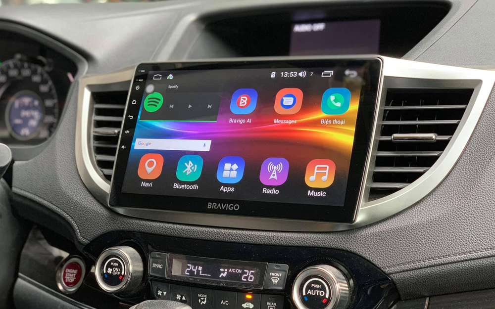 Có nên thay màn hình giải trí cho xe ô tô?