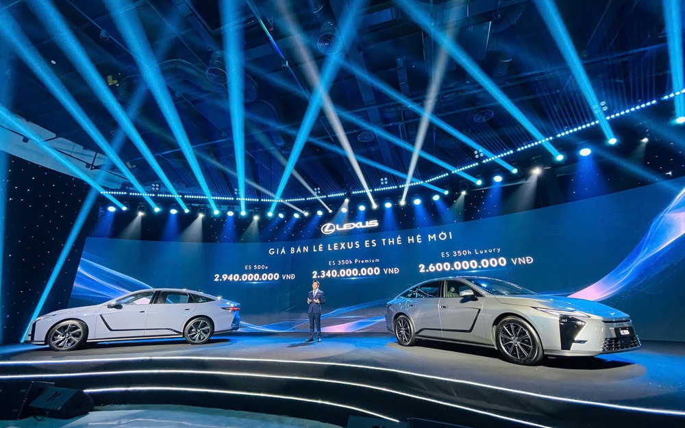 Lexus ES điện hóa hoàn toàn, giá cao nhất 2,94 tỷ đồng