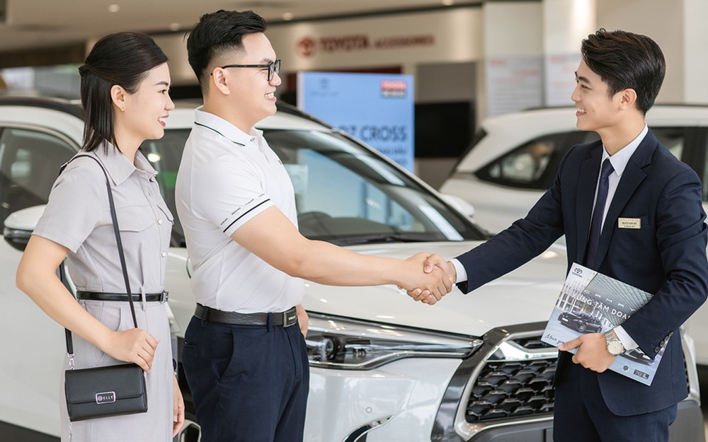 Mua xe đầu năm: May mắn hay gánh nặng tài chính?