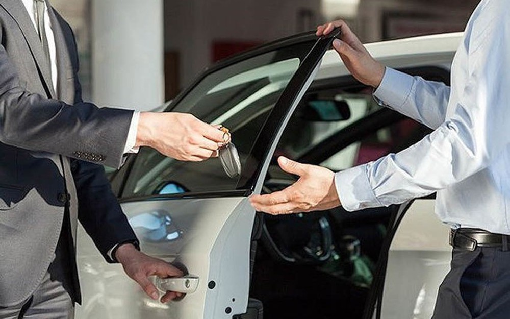 Trả giá gấp đôi vẫn khó thuê xe tự lái dịp Tết