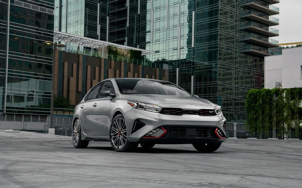 Nhiều ô tô gầm thấp biến mất khỏi báo cáo doanh số