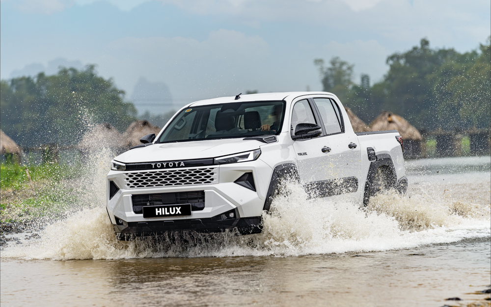Toyota Hilux mới: Bước ngoặt của mẫu bán tải thực dụng
