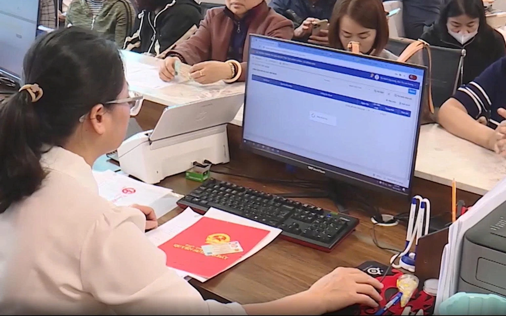 Bản tin BĐS 3/3: Xây lộ trình công chứng giao dịch BĐS không phụ thuộc địa giới hành chính