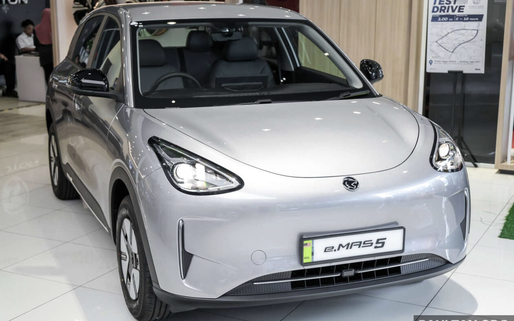 Xe điện nội địa Malaysia hút khách hơn hàng "ngoại"