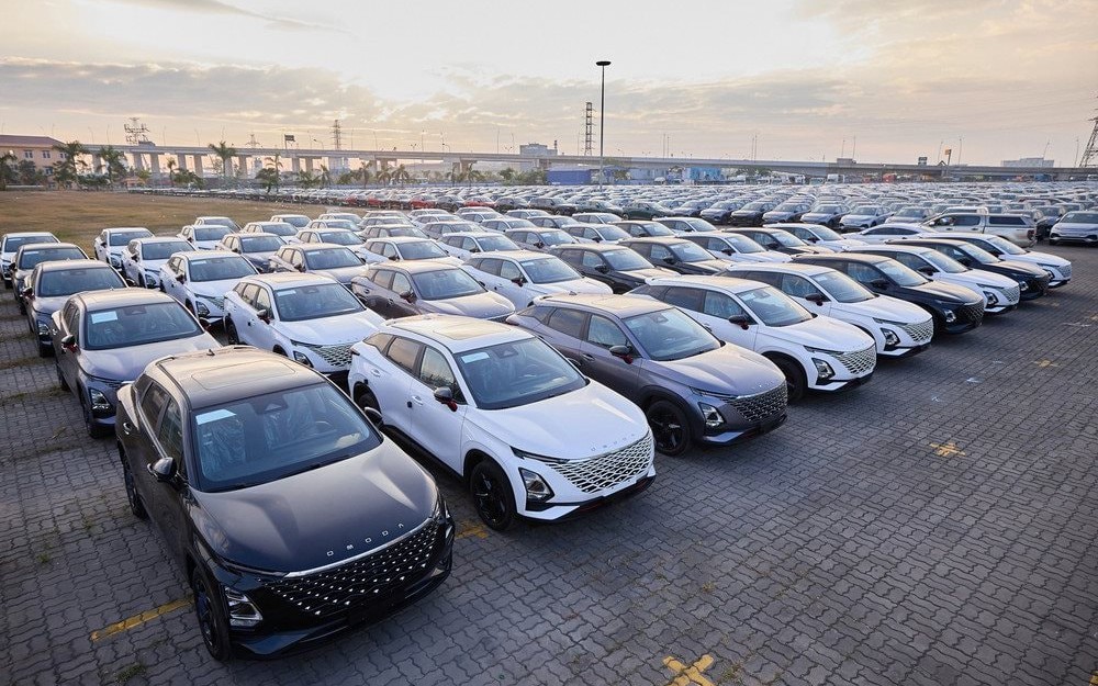 Xe Trung Quốc ồ ạt đổ bộ thị trường ô tô Việt