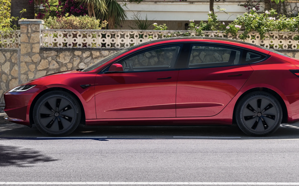 Xe Tesla tại Canada rẻ bất ngờ nhờ ưu đãi thuế hàng nhập từ Trung Quốc