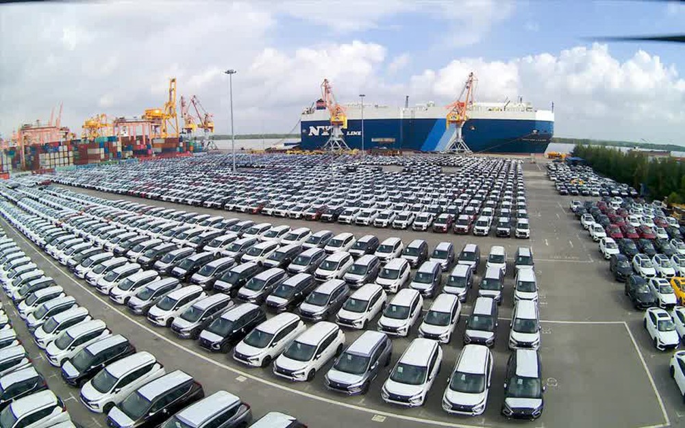 Thị trường ô tô tháng 6: Xe hybrid tăng mạnh
