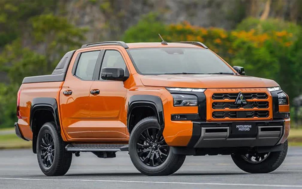 Mitsubishi Triton bất ngờ dẫn đầu doanh số phân khúc xe bán tải