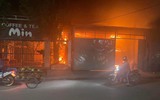 Cháy xưởng may lan sang quán cà phê ở Bình Dương