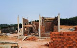 Những căn nhà đầu tiên gấp rút hoàn thành tại khu tái định cư cao tốc Vạn Ninh - Cam Lộ