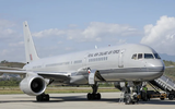 Máy bay chở Thủ tướng New Zealand trục trặc trên đường tới Nhật
