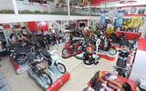 Vì sao doanh số xe máy xăng giảm mạnh?